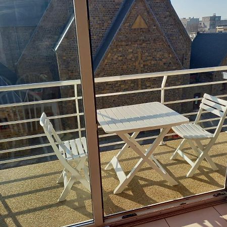 Appartement Vlakbij Zee En Duinen 布列登 外观 照片