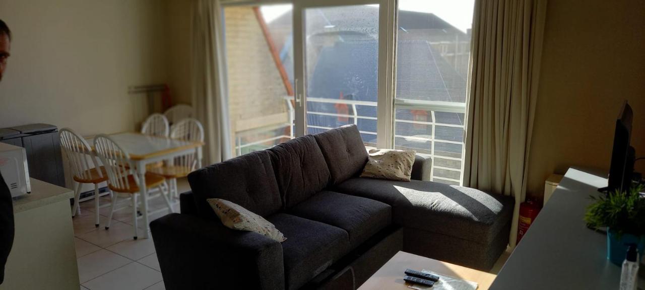 Appartement Vlakbij Zee En Duinen 布列登 外观 照片